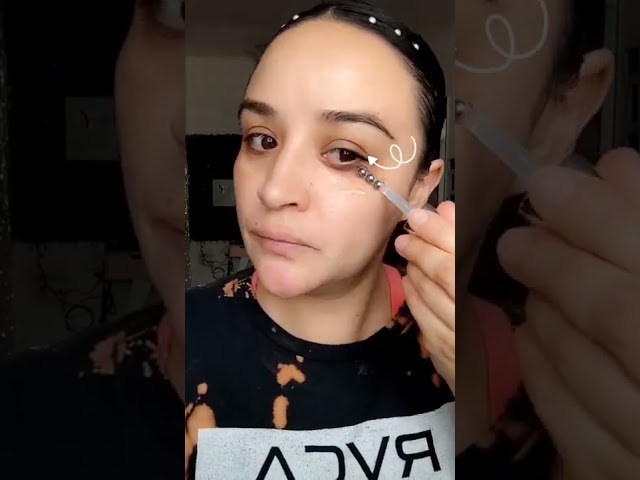 Vídeo relacionado con Sérum Contorno de Ojos con Ácido Hialurónico y Cafeína, Antiarrugas Hidratante para Hombres y Mujeres, Reducción de Ojeras y Bolsas, Cuidado Facial Diario