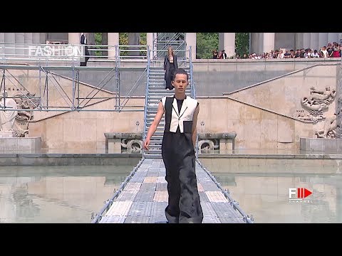 RICK OWENS DIRT Spring Summer 2018 Menswear Paris - Fashion Channel