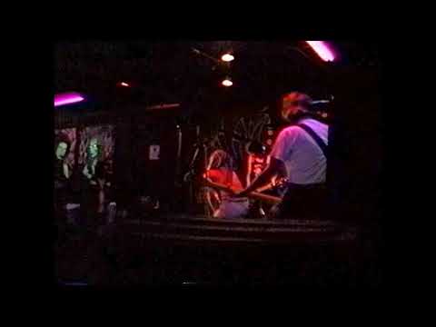 Reina Aveja Covered Wagon Saloon SF '1999