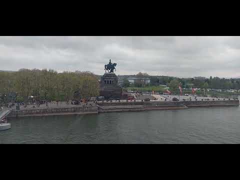 30.4.2023 in Koblenz-Fahrt mit der Seilbahn über den Rhein