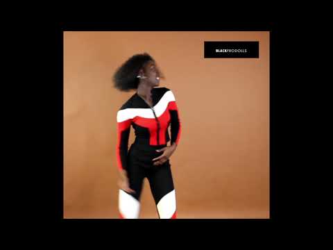 Ana Untico Dançando Mbombo | Blackfrodolls