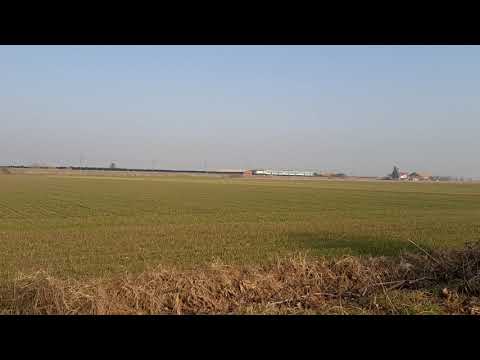 Invio regionale fossano cuneo in transito nei pressi di centallo