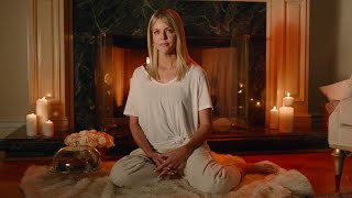  Kaitlin Olson in the Hims commercial 