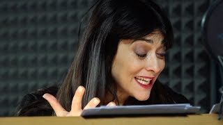 Disney•Pixar Coco - Valentina Lodovini è la voce della mamma di Miguel - Featurette