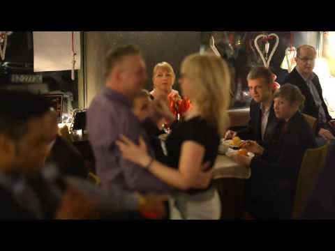 KC Nwokoye sings to Anna Szkolda