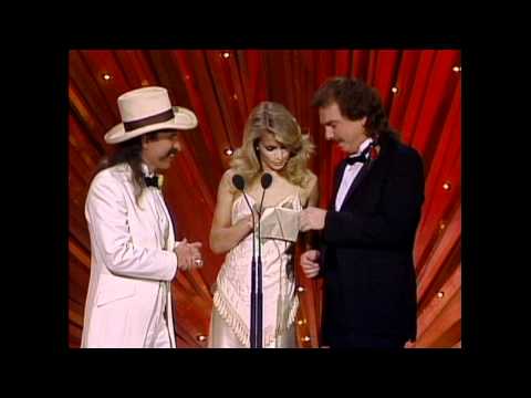 Alabama Wins Top Vocal Group - ACM Awards 1983