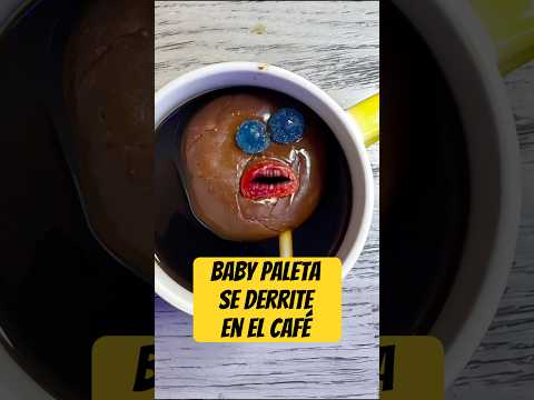 Baby paleta se derrite en el café!