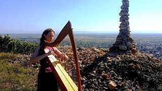 Harp Solo &quot;Valse dans les Vignes&quot; // Nadia Birkenstock (keltische Harfe)