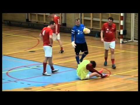 Samenvatting : Excelsior'31 14 - Excelsior'31 13 Rijssense ( Zaal derby )