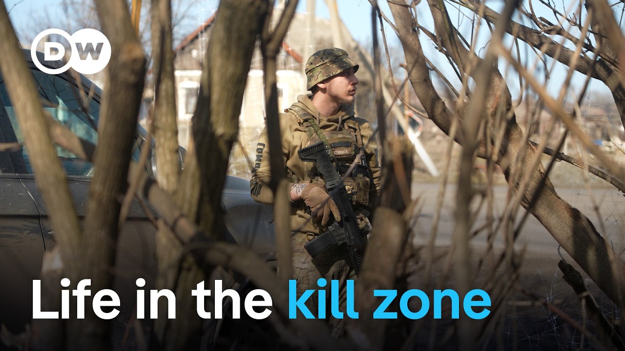 Ukrainian drone pilots help hold line near Pokrovsk | DW News