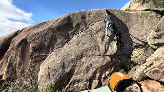 Video thumbnail of Malas Yerbas, 4B. La Pedriza