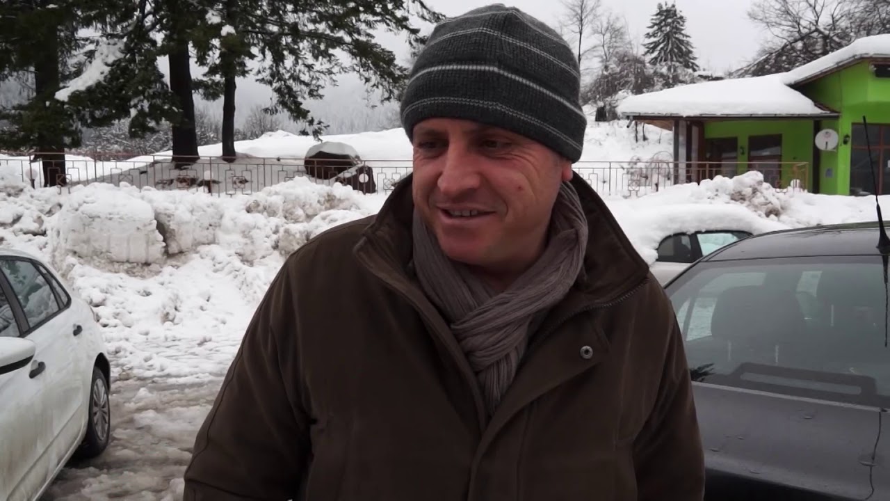 Стотици четвърти ден без ток. Свършиха свещите, хляб няма!