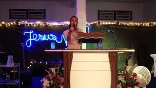 Nosso Deus by Sarah Frasson