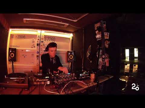 Dug up the bongo @ 20ft Radio