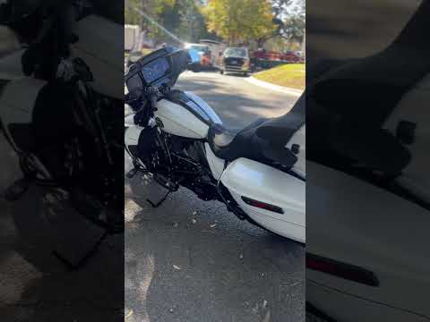 FLTRX 2026 Road Glide®