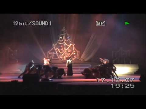 Veda J Collection Mariana Popova and Backstage