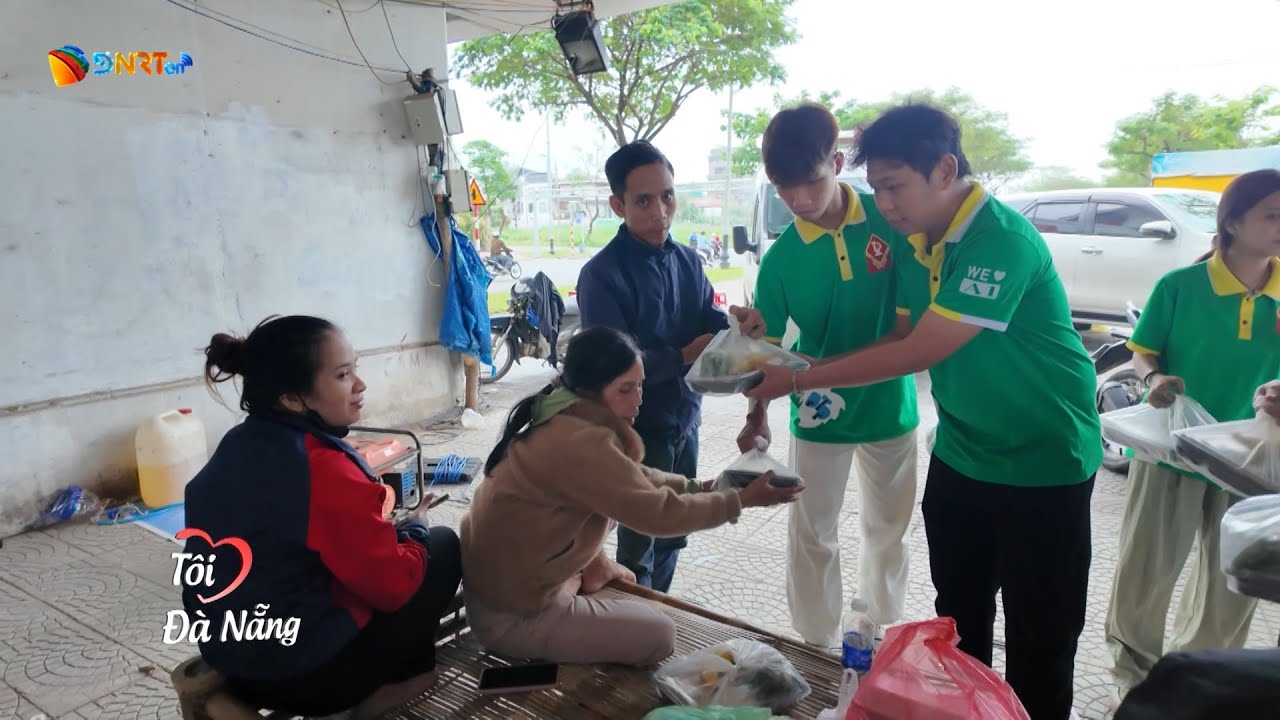 KHI YÊU THƯƠNG LAN TỎA