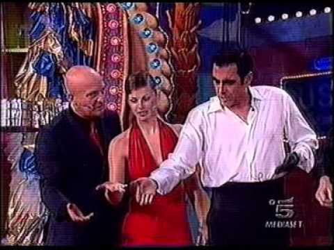 Teo Teocoli  Maestro Abelardo 2004)