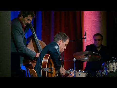 Andy Brown Trio featuring Dennis Carroll and George Fludas - An Evening Of Duke Ellington Music