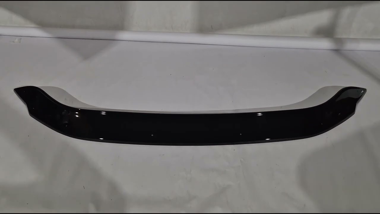Volvo XC90 2015– Deflektor pokrova motorja EuroCap (2024-) Video 2