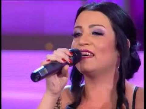 Milena Novaković - Srećo moja - (LIVE) - Zvezde Granda - (TV Pink) 02.02.2013.