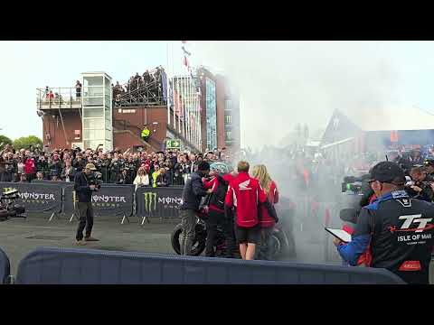 Dean Harrison Wins RL360 Superstock TT Race 1