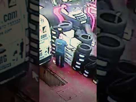 Plumber cought stealing , tool thief , premier tyres tool thief busted, tool thief busted,