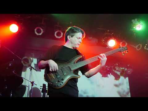 Sean Malone's Bass Cam: Last Live with Cynic playing "Veil of Maya"