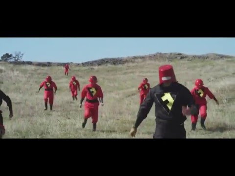 afbeelding This Giant Papier-Mâché Boulder Is Actually Really Heavy