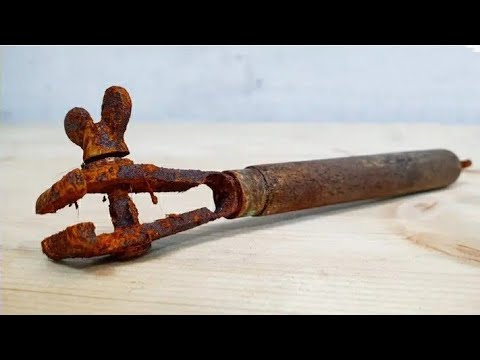 Restoring a very rusty and stuck antique watchmaker vise|| 🛠️mechanic world 🛠️