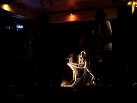 De Osaligas Kapell - fresterskan (S MacGowan/C Brandt)