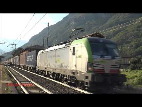 IL SALUTO DELLA VECTRON BLS CON MERCI INTERMODALE IN TRANSITO A PREMOSELLO. (VB) SAB. 12 - 9 - 2020.