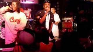 OVERKILL (SHAKE IT LIKE A ELEPANT)