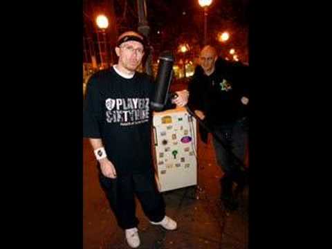 Rebeka ft. Target - Brisi sline