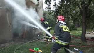 preview picture of video 'Pożar Fordon - budynek gospodarczy na ulicy Altanowej w ogniu - dym nad Fordonem'