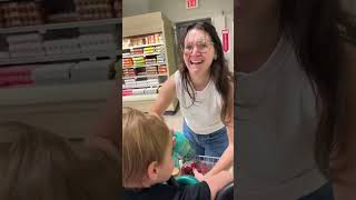 Afternoon vlog! Hosting for race day 🚴‍♂️🏁🍗 #vlog #husbandwife #coupleshorts #dayinmylife