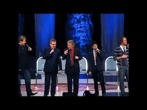 Live at the 2009 NQC Gaither Vocal Band-"Satisfied"