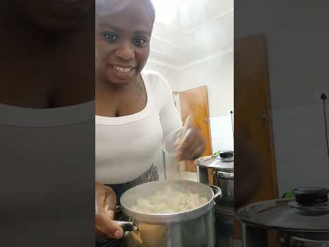 This is how Fufu is done 😋 #fyp #shorts #cooking #youtubeshorts