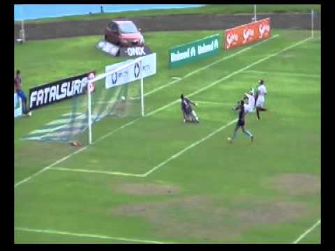 Melhores momentos do zagueiro Erwin.