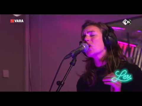 Jolene - End Of Story live on 3FM