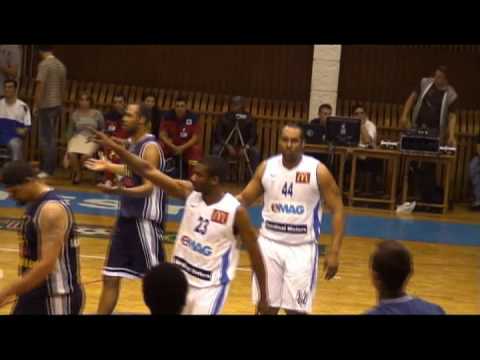 CSU ASESOFT - Mike Jones charges through the defense and slams it home - kama