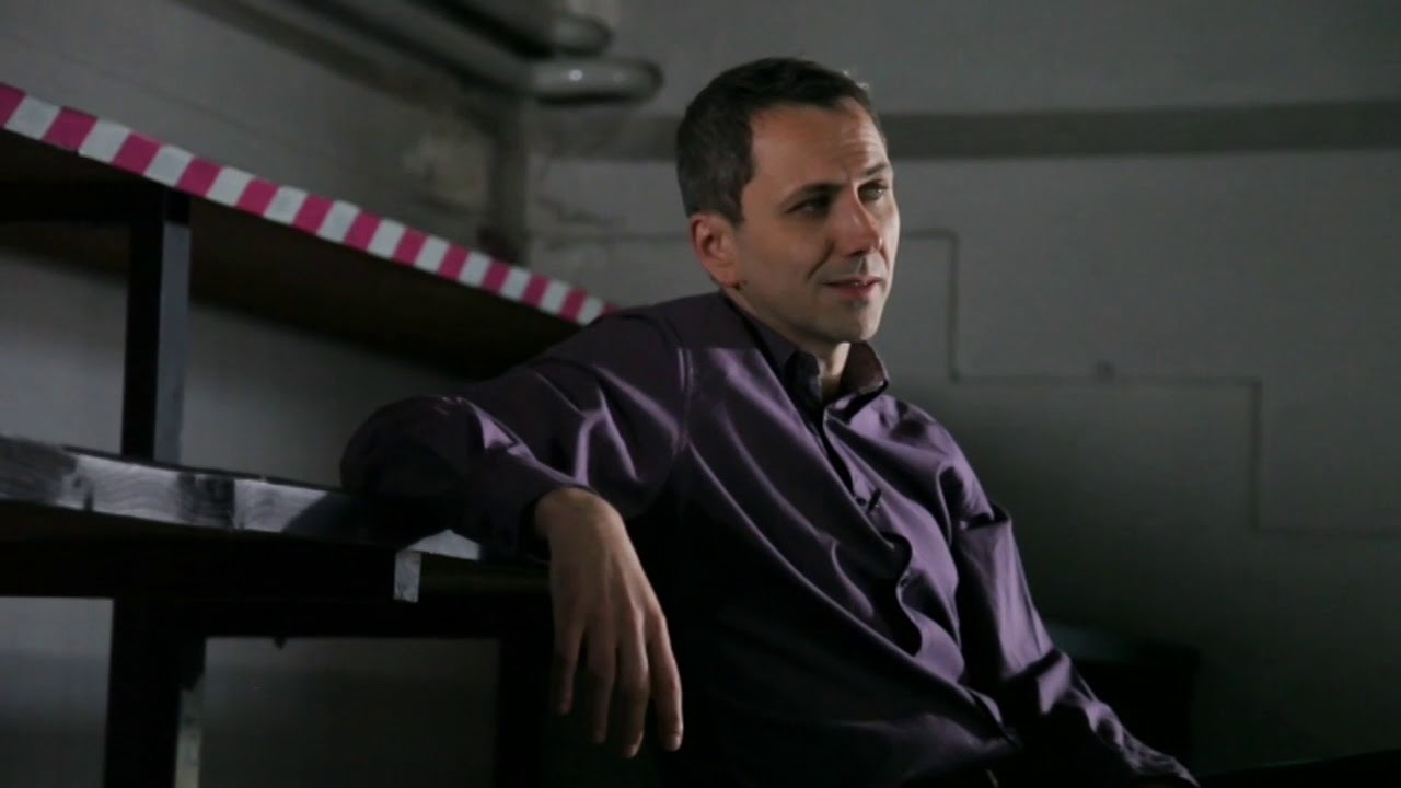 Teatrologike: Oliver Frljić