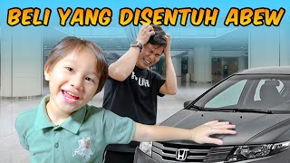 Download lagu BELI APAPUN YANG DI PEGANG ABEW DI MALL mp3