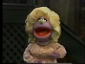 Sesame Street Polly Darton Sings Music