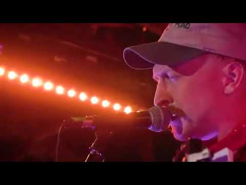 Tyler Childers - Shake The Frost - 2019 Live