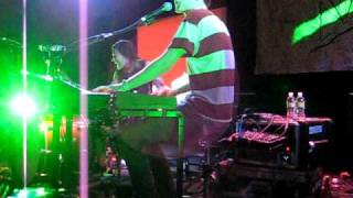 Matt &amp; Kim - Light Speed (Live)