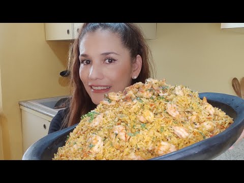 Colombian-style rice with shrimp