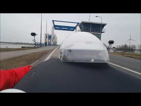 Op de snelweg fietsen lelystad - Enkhuizen