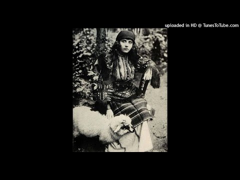 Bapčorki - Zora se zori, petlite peet