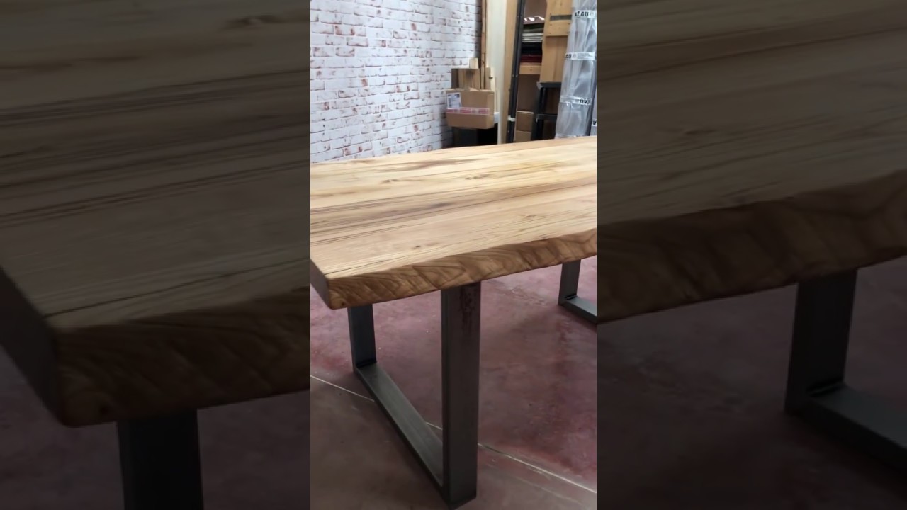 Tavolo legno massello e gambe in ferro Nathan